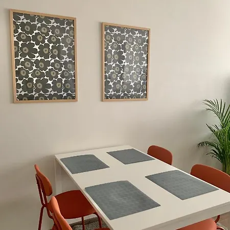 דירה Modern Studio For 4 *